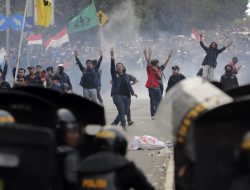 Kumala Demo DPUPR Lebak Terkait Kelebihan Pembayaran Proyek Senilai Rp 6,8 M