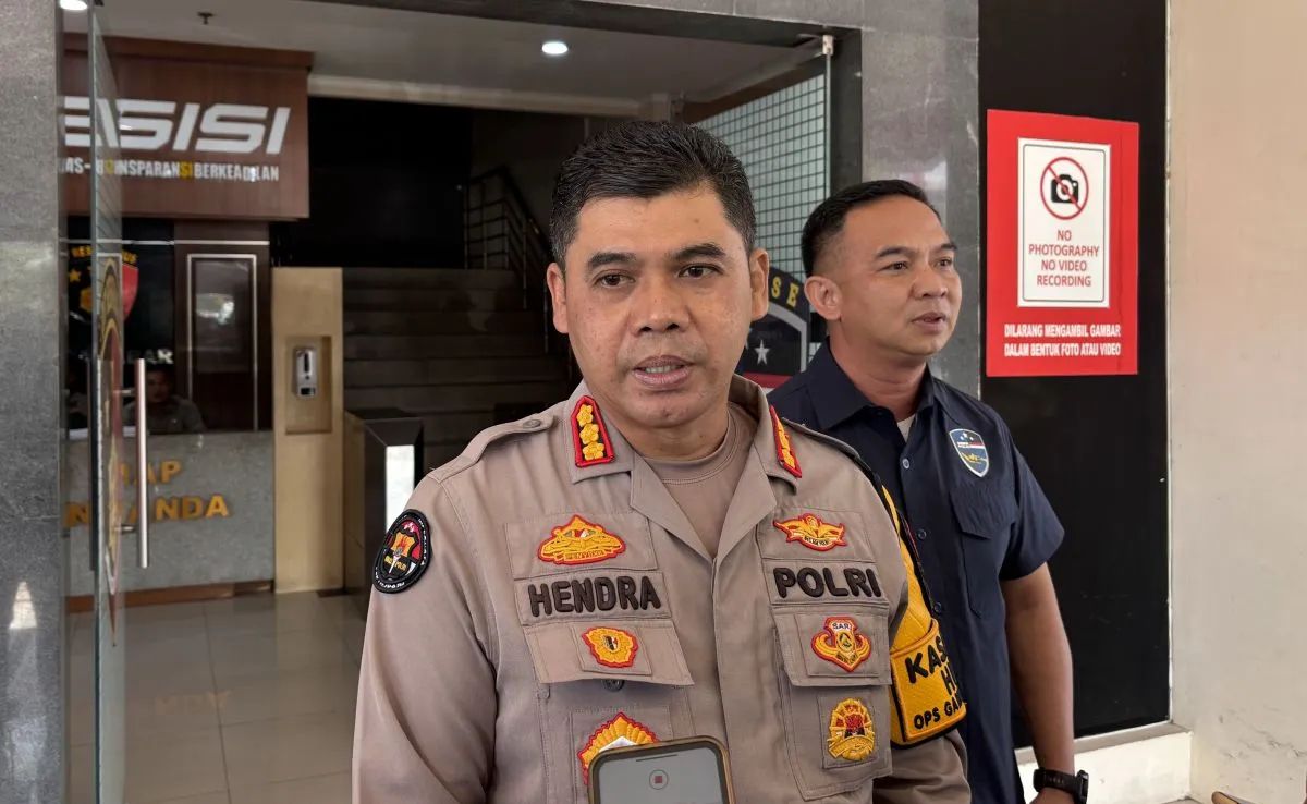 Gubernur Dedi Mulyadi