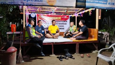 Bhabinkamtibmas Polsek Tebing Tinggi Sambangi Pos Kamling di Desa Pertapaan