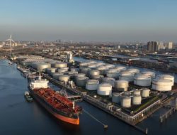 Indonesia Impor 150 Juta Barrel Minyak dari Rusia